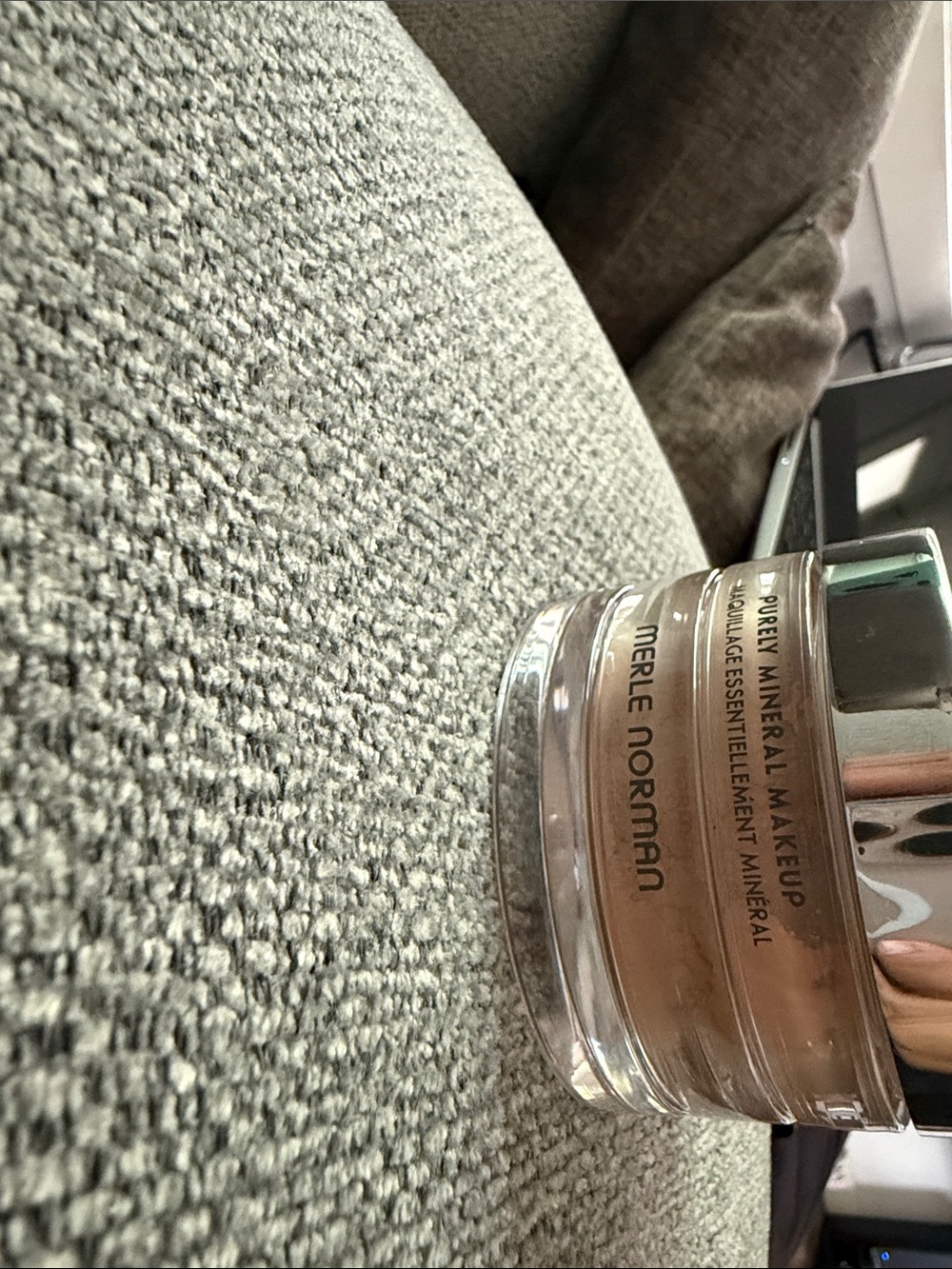 Merle Norman Loose Mineral Makeup Jar — Neutral Beige Powder